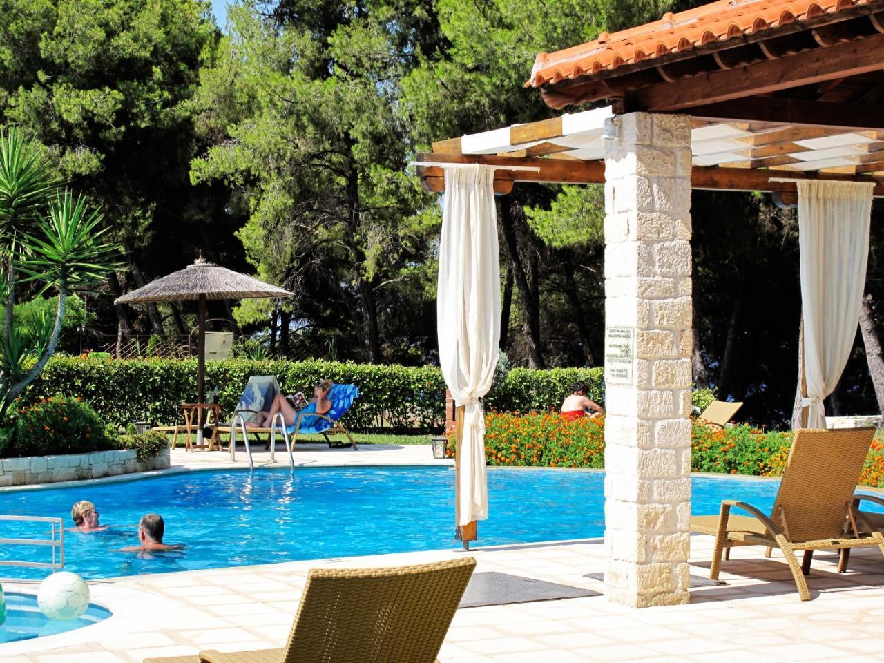 Country Inn Kallithea  Exterior photo